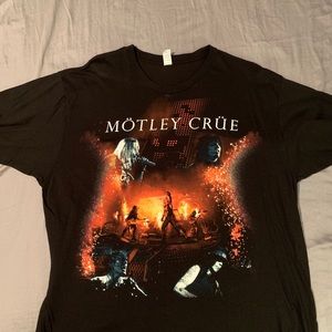 Concert T-shirt. Motley Crue Cruefest 2 2009